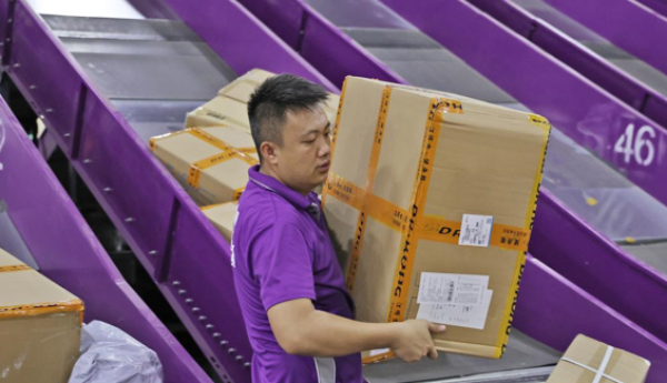 大件快递用什么物流？跨越速运凭硬实力给出最优解