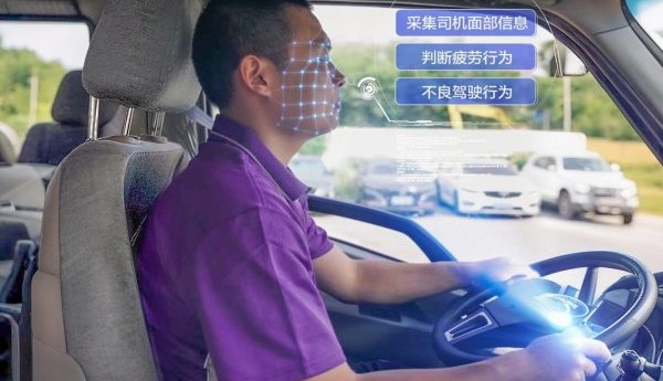 ​定制化方案全程守护，跨越速运大件货运服务让高价值运输无忧