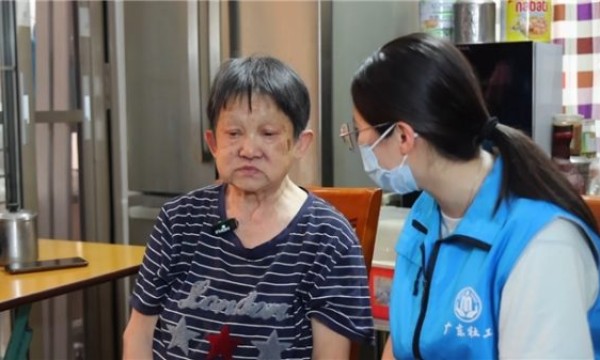 有爱无碍，曹操出行为空巢老人点亮暖心探访路